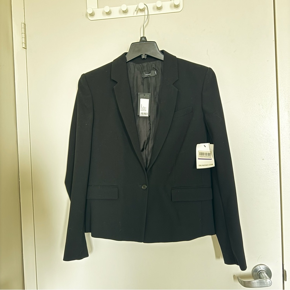Joseph Classic Black Blazer